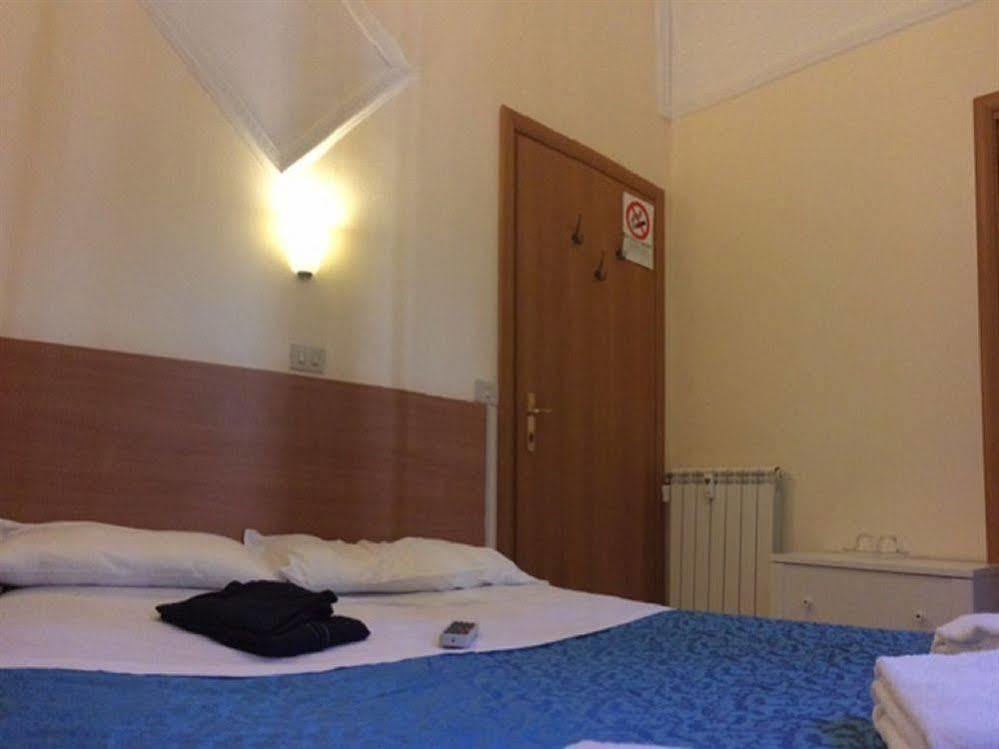 Merulana Star Rzym Zewnętrze zdjęcie